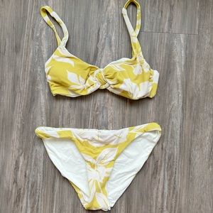 NWT L*SPACE Bikini Set Floral with Ring Accent